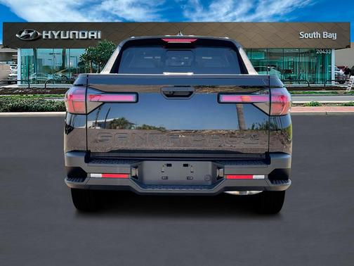 2025 Hyundai SANTA CRUZ SEL Activity