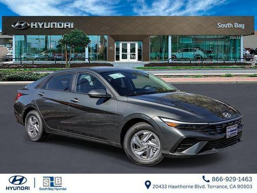 Amazon Gray 2026 Hyundai ELANTRA SE