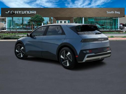 2025 Hyundai IONIQ 5 SE