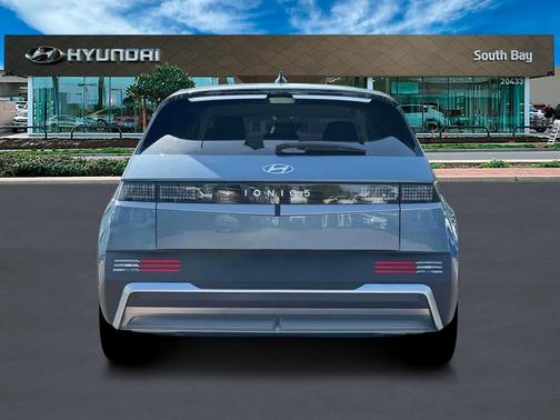 2025 Hyundai IONIQ 5 SE