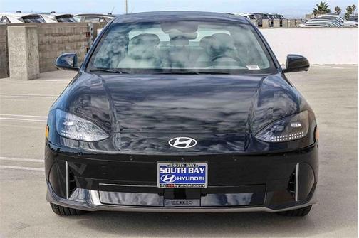 2025 Hyundai IONIQ 6 Limited