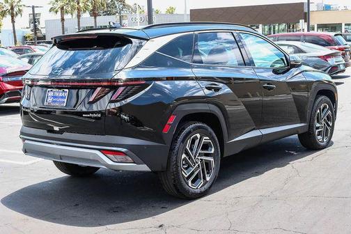 Ash Black 2026 Hyundai TUCSON Hybrid Limited