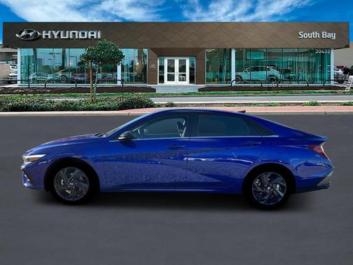 2026 Hyundai ELANTRA SEL