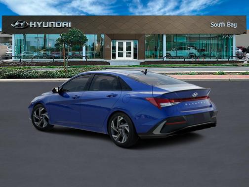 2026 Hyundai ELANTRA SEL