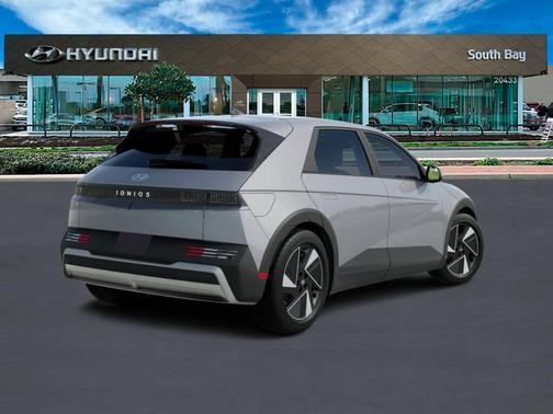 2026 Hyundai IONIQ 5 SE