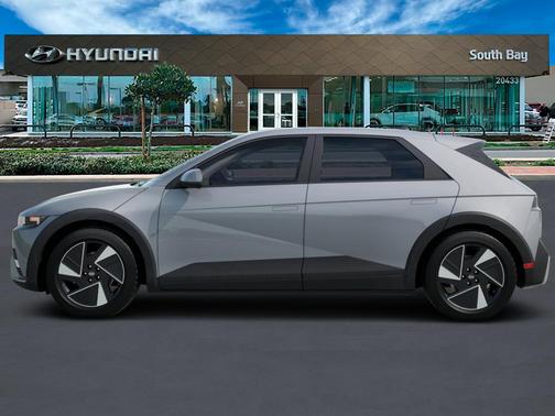 2026 Hyundai IONIQ 5 SE