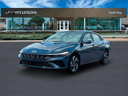 2025 Hyundai ELANTRA Limited