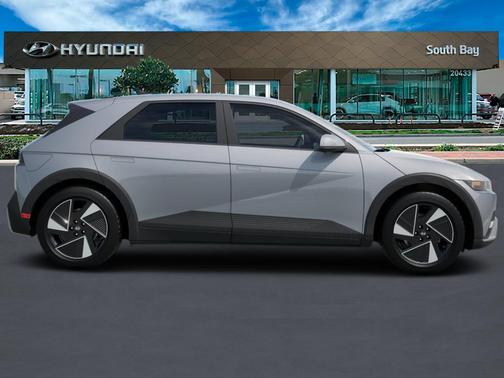 2025 Hyundai IONIQ 5 SE