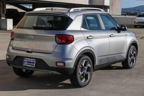 Shimmering Silver 2026 Hyundai VENUE SEL