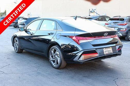 2024 Hyundai ELANTRA Limited