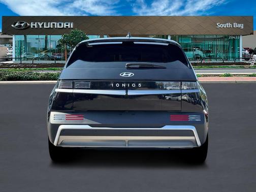 2026 Hyundai IONIQ 5 SE
