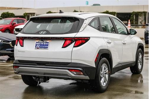 2026 Hyundai TUCSON SE