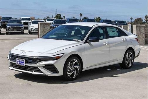 2025 Hyundai ELANTRA HEV SEL Sport