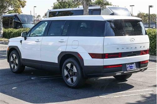 2026 Hyundai SANTA FE HEV SE
