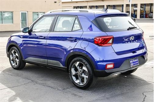 2021 Hyundai VENUE SEL