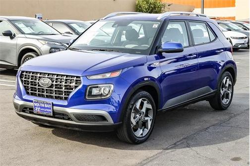 2021 Hyundai VENUE SEL