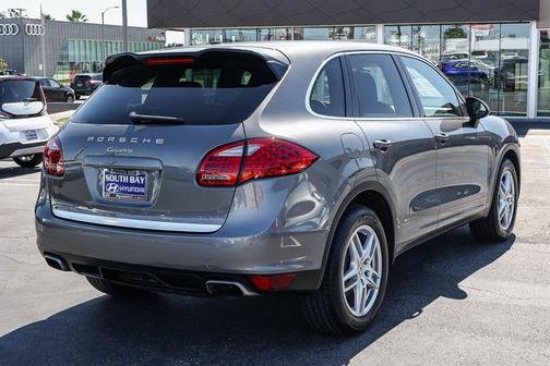 2012 Porsche Cayenne Base