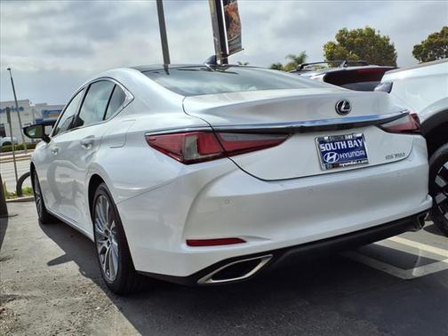 2020 Lexus ES 350 Base