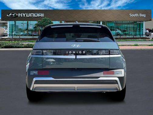 2025 Hyundai IONIQ 5 SE
