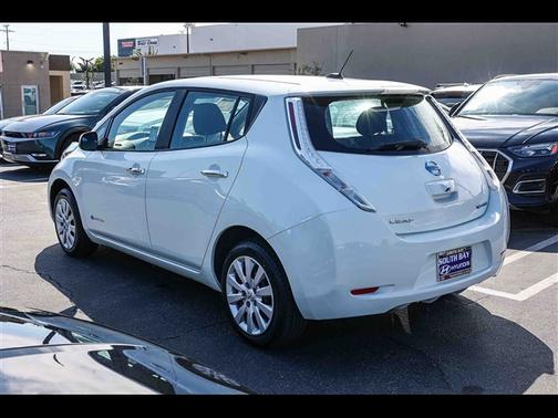2016 Nissan Leaf S