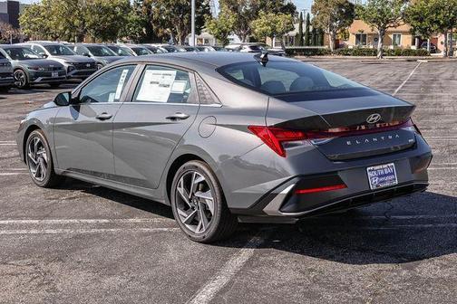 2026 Hyundai ELANTRA HEV Limited