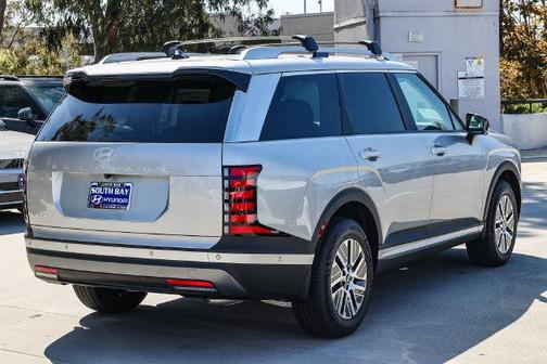 Shimmering Silver 2027 Hyundai PALISADE SEL