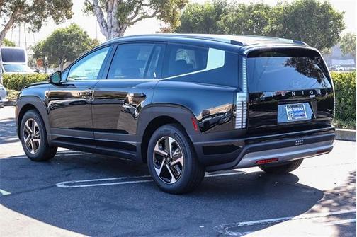 2026 Hyundai IONIQ 9 SE