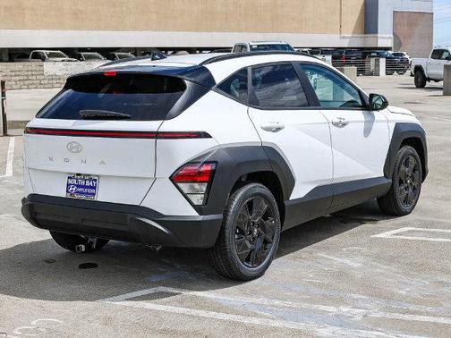 Atlas 2027 Hyundai KONA SEL