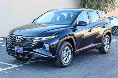 2023 Hyundai TUCSON SE
