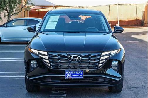 2023 Hyundai TUCSON SE