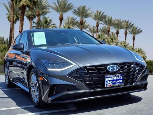 2022 Hyundai SONATA SEL