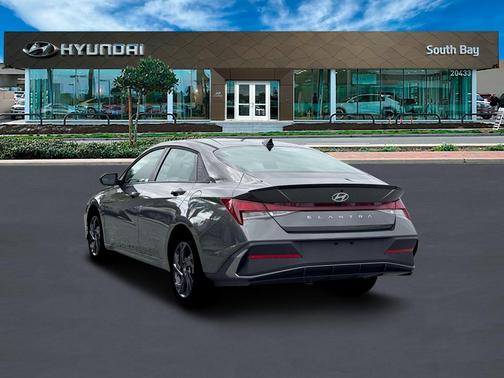 Amazon Gray 2026 Hyundai ELANTRA SEL Sport