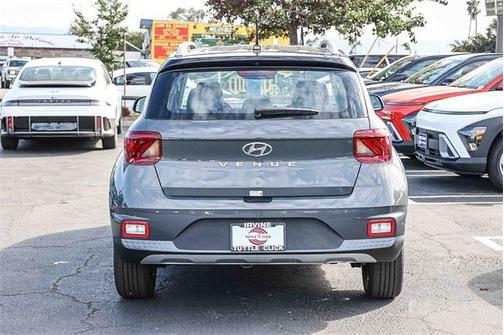 2025 Hyundai VENUE Limited