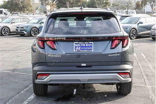 2026 Hyundai TUCSON Hybrid SEL