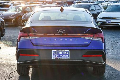 2026 Hyundai ELANTRA HEV SEL Sport