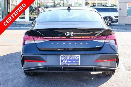 2025 Hyundai ELANTRA HEV SEL