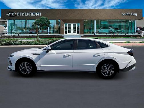 2026 Hyundai SONATA Hybrid Blue