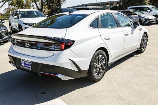 2026 Hyundai SONATA Hybrid Blue