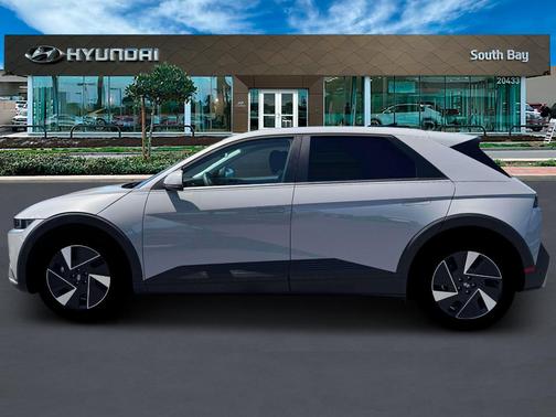 2026 Hyundai IONIQ 5 SE