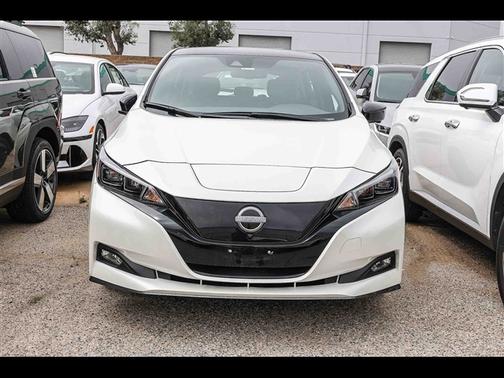 2025 Nissan Leaf SV PLUS