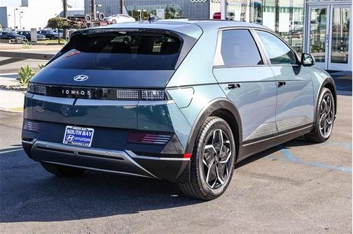 2024 Hyundai IONIQ 5 SEL