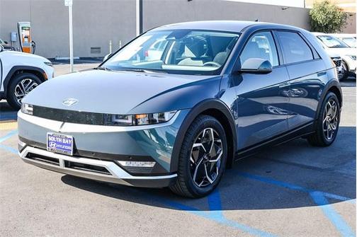 2024 Hyundai IONIQ 5 SEL