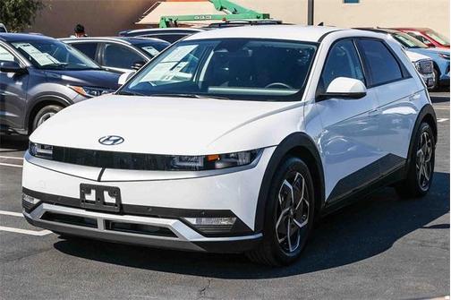 2024 Hyundai IONIQ 5 SEL