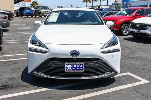 White 2022 Toyota Mirai XLE