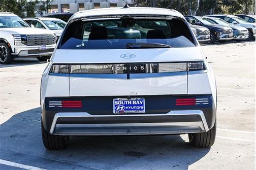 2026 Hyundai IONIQ 5 SE