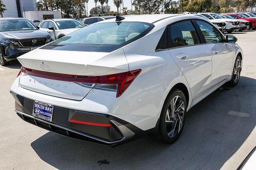 Serenity White Pearl 2026 Hyundai ELANTRA Limited
