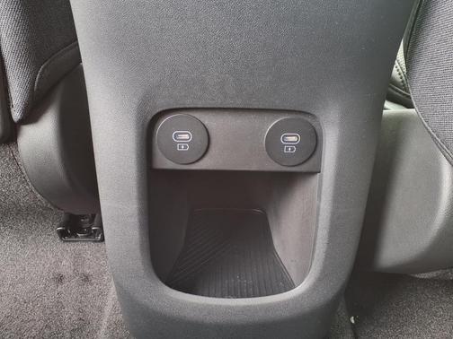 2025 Hyundai IONIQ 5 Limited