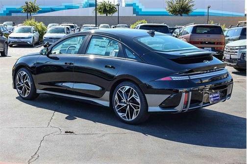 2025 Hyundai IONIQ 6 SEL