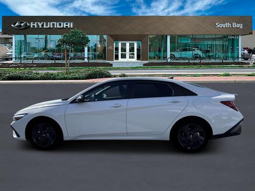 2026 Hyundai ELANTRA HEV SEL Sport