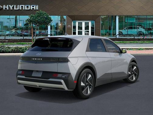2025 Hyundai IONIQ 5 SE